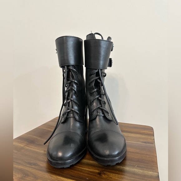Tory Burch Broome Black Leather Lace-Up Combat Boots Size 10 EUC - Picture 3 of 11